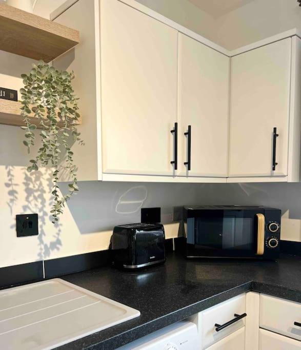 The Nook - Cosy Coastal Retreat Near Sandbanks Poole Esterno foto