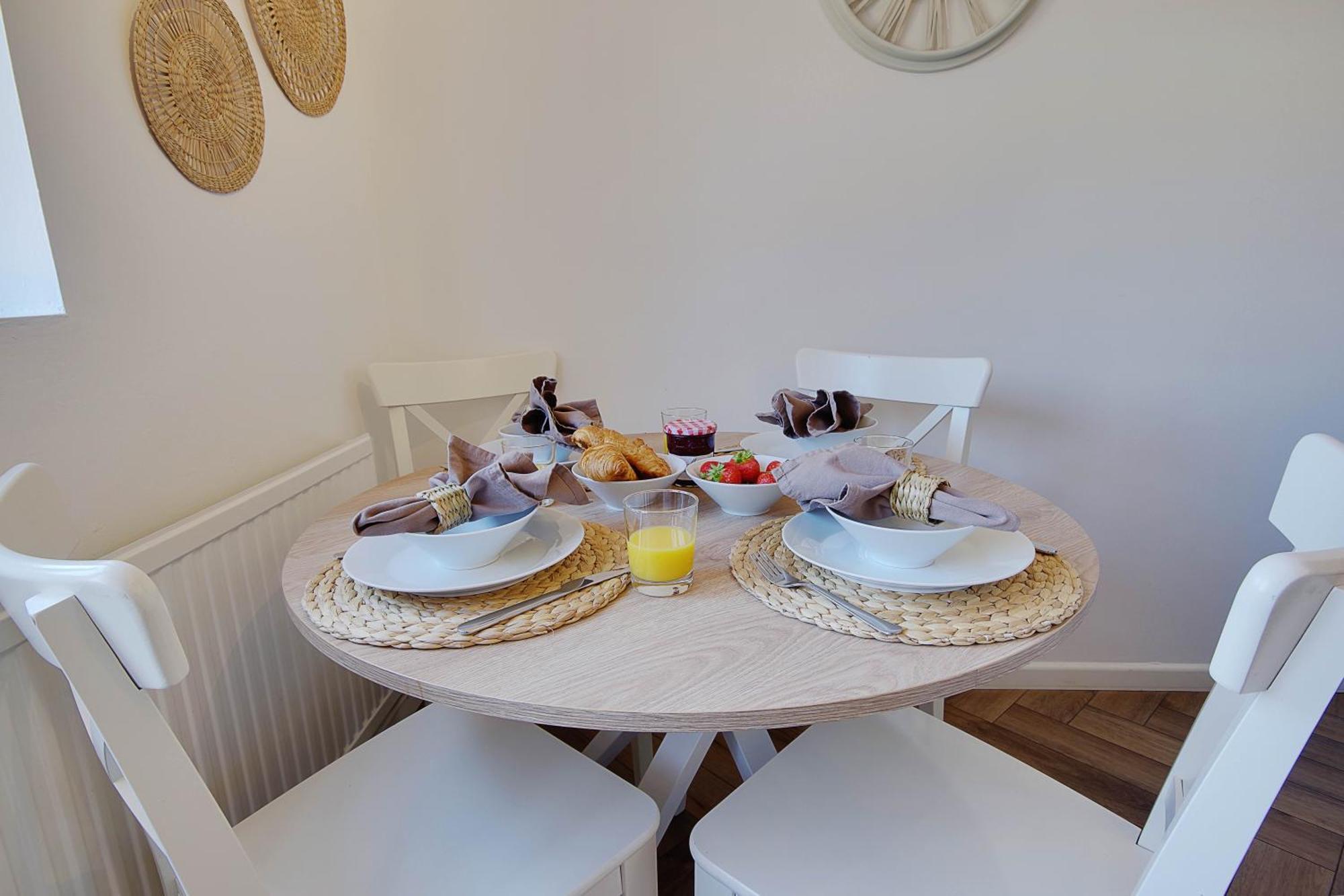 The Nook - Cosy Coastal Retreat Near Sandbanks Poole Esterno foto