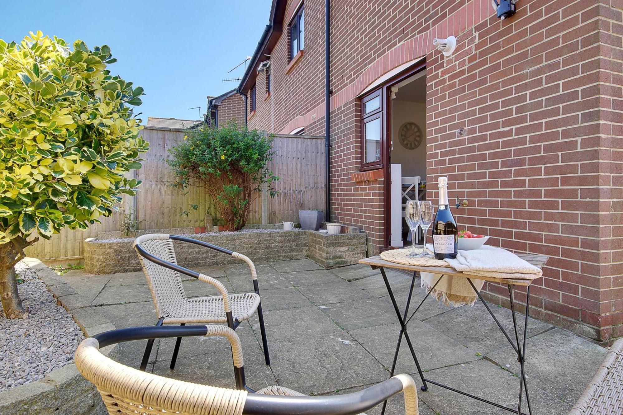The Nook - Cosy Coastal Retreat Near Sandbanks Poole Esterno foto